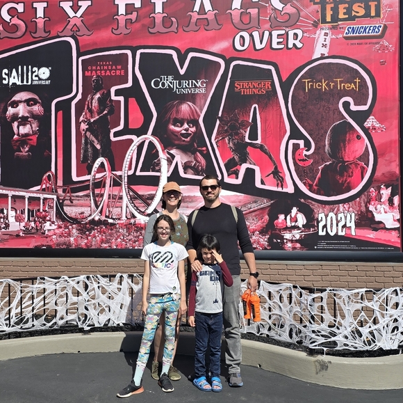 Meet your Posher, Aurora - Picture 2 of 15